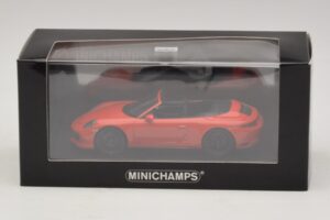 Porsche 911 991.1 Carrera 4 GTS Kabriolett Oranž Minichamps 1:43 410067331 Metall - pilt 5/5