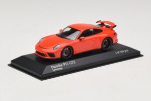Porsche 911 991.1 GT3 Oranž Minichamps 1:43 410066024 Metall - pilt 2/5