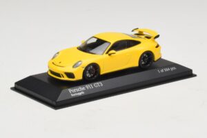 Porsche 911 991.1 GT3 Kollane Minichamps 1:43 410066020 Metall - pilt 2/5