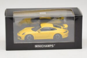 Porsche 911 991.1 GT3 Kollane Minichamps 1:43 410066020 Metall - pilt 5/5