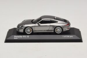 Porsche 911 991.1 R Hõbedane Minichamps 1:43 410066224 Metall