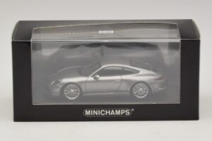 Porsche 911 991.1 R Hõbedane Minichamps 1:43 410066224 Metall - pilt 5/5