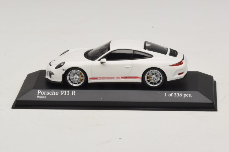 Porsche 911 991.1 R Valge Minichamps 1:43 410066221 Metall