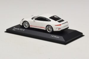 Porsche 911 991.1 R Valge Minichamps 1:43 410066221 Metall - pilt 3/5
