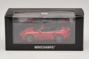 Porsche 911 991.1 Turbo S Kabriolett Punane Minichamps 1:43 410067180 Metall - pilt 5/5