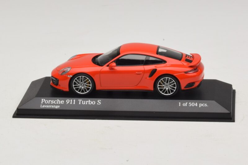 Porsche 911 991.1 Turbo S Oranž Minichamps 1:43 410067171 Metall