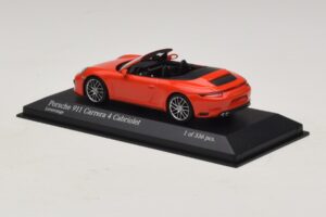Porsche 911 991.2 Carrera 4 Kabriolett Oranž Minichamps 1:43 410067231 Metall - pilt 3/5