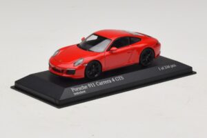 Porsche 911 991.2 Carrera 4 GTS Punane Minichamps 1:43 410067320 Metall - pilt 2/5