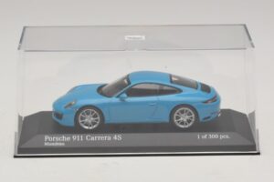 Porsche 911 991.2 Carrera 4S Sinine Minichamps 1:43 410067242 Metall - pilt 4/5