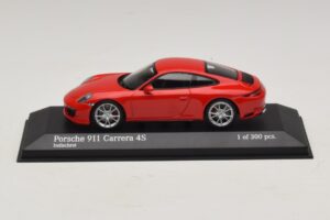 Porsche 911 991.2 Carrera 4S Punane Minichamps 1:43 410067240 Metall