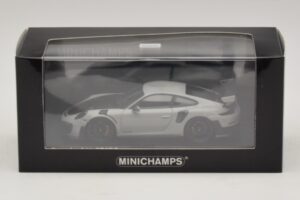 Porsche 911 991.2 GT2 RS Chalk Minichamps 1:43 410067237 Metall - pilt 5/5