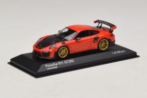 Porsche 911 991.2 GT2 RS Oranž Minichamps 1:43 410067229 Metall - pilt 2/5