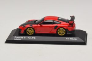 Porsche 911 991.2 GT2 RS Punane Minichamps 1:43 410067227 Metall
