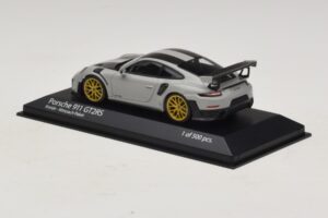 Porsche 911 991.2 GT2 RS Weissach Package Chalk Minichamps 1:43 410067220 Metall - pilt 3/5