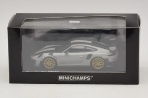 Porsche 911 991.2 GT2 RS Weissach Package Chalk Minichamps 1:43 410067220 Metall - pilt 5/5