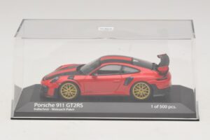 Porsche 911 991.2 GT2 RS Weissach Package Punane Minichamps 1:43 410067221 Metall - pilt 4/5