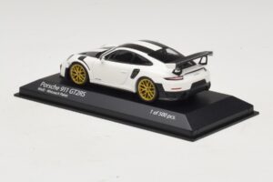 Porsche 911 991.2 GT2 RS Weissach Package Valge Minichamps 1:43 410067222 Metall - pilt 3/5