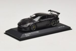 Porsche 911 991.2 GT3 RS Must Minichamps 1:43 410067021 Metall - pilt 2/5