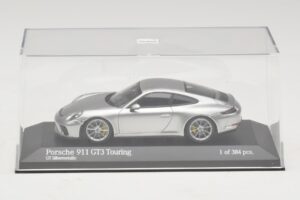 Porsche 911 991.2 GT3 Touring Hõbe Minichamps 1:43 410067422 Metall - pilt 4/5