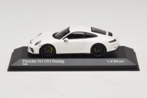 Porsche 911 991.2 GT3 Touring Valge Minichamps 1:43 410067420 Metall