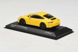Porsche 911 991.2 GT3 Touring Kollane Minichamps 1:43 410067421 Metall - pilt 3/5
