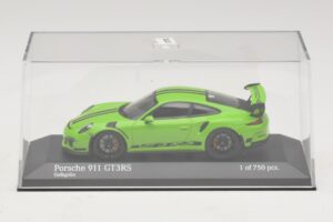 Porsche 911 991 GT3 RS Roheline Minichamps 1:43 410063224 Metall - pilt 4/5
