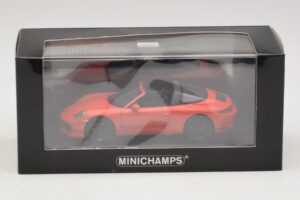 Porsche 911 991 Targa 4 GTS Oranž Minichamps 1:43 410067341 Metall - pilt 5/5