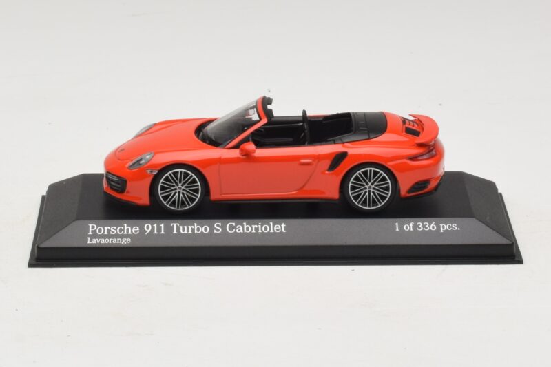 Porsche 911 991 Turbo S Kabriolett Oranž Minichamps 1:43 410067181 Metall