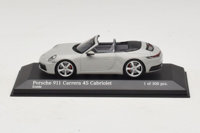 Porsche 911 992 Carrera 4S Kabriolett Hall Minichamps 1:43 410069331 Metall