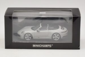Porsche 911 992 Carrera 4S Kabriolett Hall Minichamps 1:43 410069331 Metall - pilt 5/5