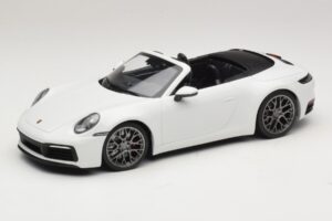 Porsche 911 992 Carrera 4S Kabriolett Valge Minichamps 1:18 155067330 Metall