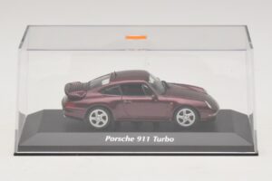 Porsche 911 993 Turbo Punane Metallik Maxichamps 1:43 940069200 Metall - pilt 4/5