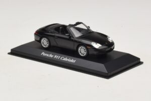 Porsche 911 996 Kabriolett Must Metallik Maxichamps 1:43 940061030 Metall - pilt 3/5