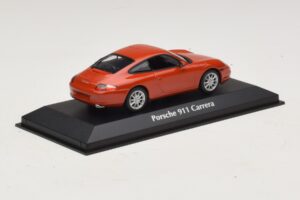 Porsche 911 996 Carrera Orange Metallic Maxichamps 1:43 940061021 Metall - pilt 2/5