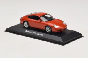 Porsche 911 996 Carrera Orange Metallic Maxichamps 1:43 940061021 Metall - pilt 3/5