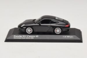 Porsche 911 997 Carrera 4S Hall Metallik Minichamps 1:43 403066430 Metall