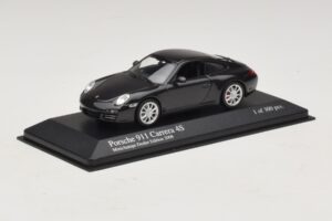 Porsche 911 997 Carrera 4S Hall Metallik Minichamps 1:43 403066430 Metall - pilt 2/5