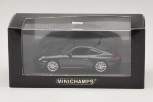 Porsche 911 997 Carrera 4S Hall Metallik Minichamps 1:43 403066430 Metall - pilt 5/5