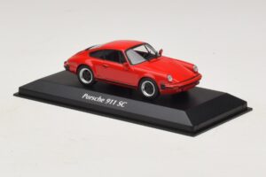 Porsche 911 SC Punane Maxichamps 1:43 940062021 Metall - pilt 3/5