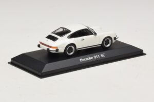 Porsche 911 SC Valge Maxichamps 1:43 940062020 Metall - pilt 2/5