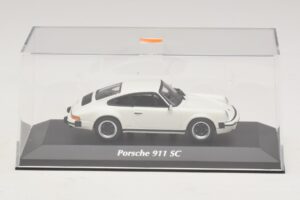 Porsche 911 SC Valge Maxichamps 1:43 940062020 Metall - pilt 4/5