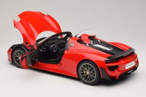 Porsche 918 Spyder Weissach Package Guards Red AUTOart 1:12 12122 Metall - pilt 5/8
