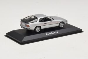 Porsche 924 Hõbe Maxichamps 1:43 940062120 Metall - pilt 2/5