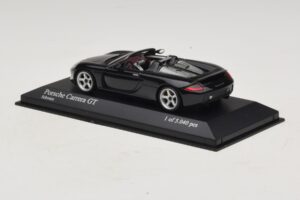 Porsche Carrera GT Must Minichamps 1:43 430060230 Metall - pilt 3/5
