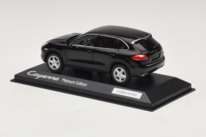 Porsche Cayenne 9PA Platina Väljalase Must Minichamps 1:43 WAP0200160E Metall - pilt 3/5
