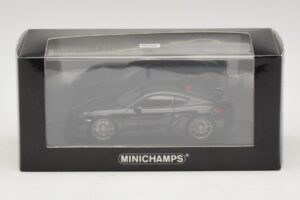 Porsche Cayman GT4 981 Black Metallic Minichamps 1:43 410066121 Metall - pilt 5/5