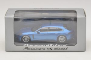 Porsche Panamera 971 4S Diesel Sinine Metallik Minichamps 1:43 WAP0207600H Metall - pilt 5/5