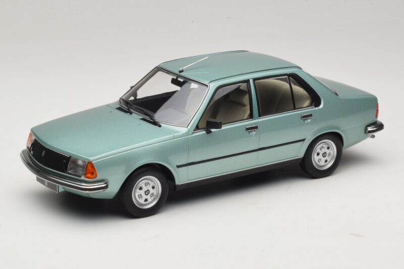 Renault 18 Heleroheline MCG 1:18 MCG18596 Metall