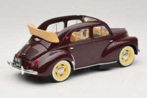 Renault 4CV Kastanpruun Solido 1:18 8048 Metall - pilt 2/6