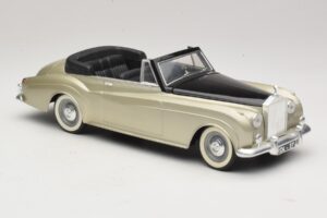 Rolls-Royce Silver Cloud II Hõbe Solido 1:18 8006 Metall - pilt 4/6